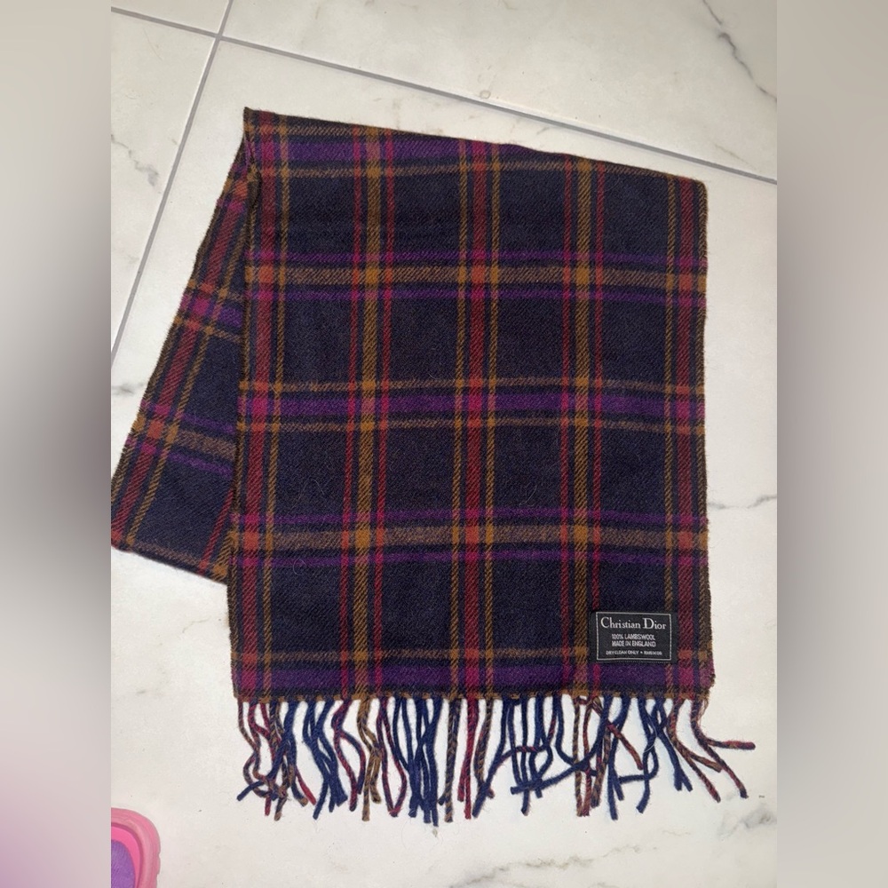 Christian Dior lambswool plaid scarf - Picture 10 of 12